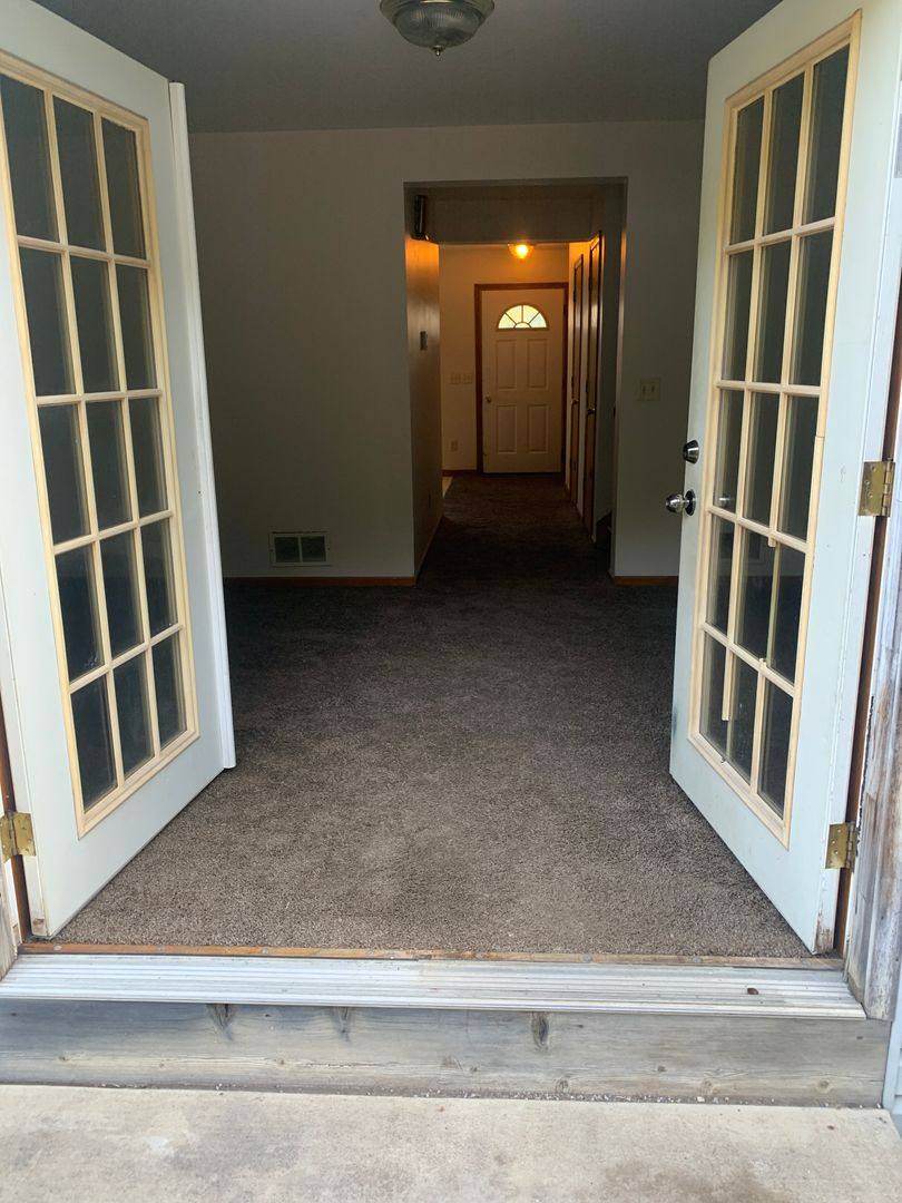 Apartment for rent at 927-975 W Wilson, Salem, OH 44460