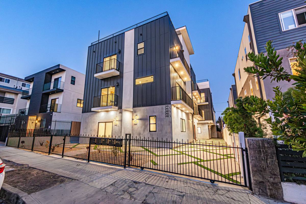 Apartment for rent at 242 1 2 N Dillon, Los Angeles, CA 90026