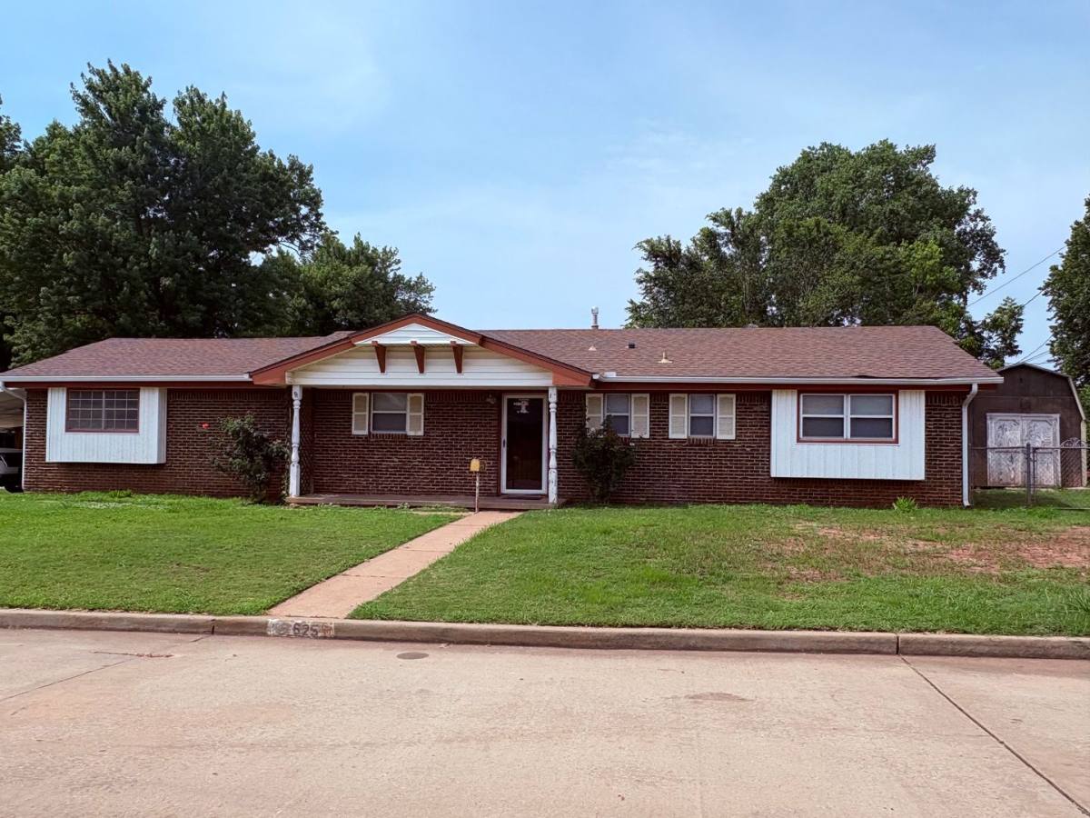 House for rent at 625 SW 68th St, Oklahoma City, OK 73139