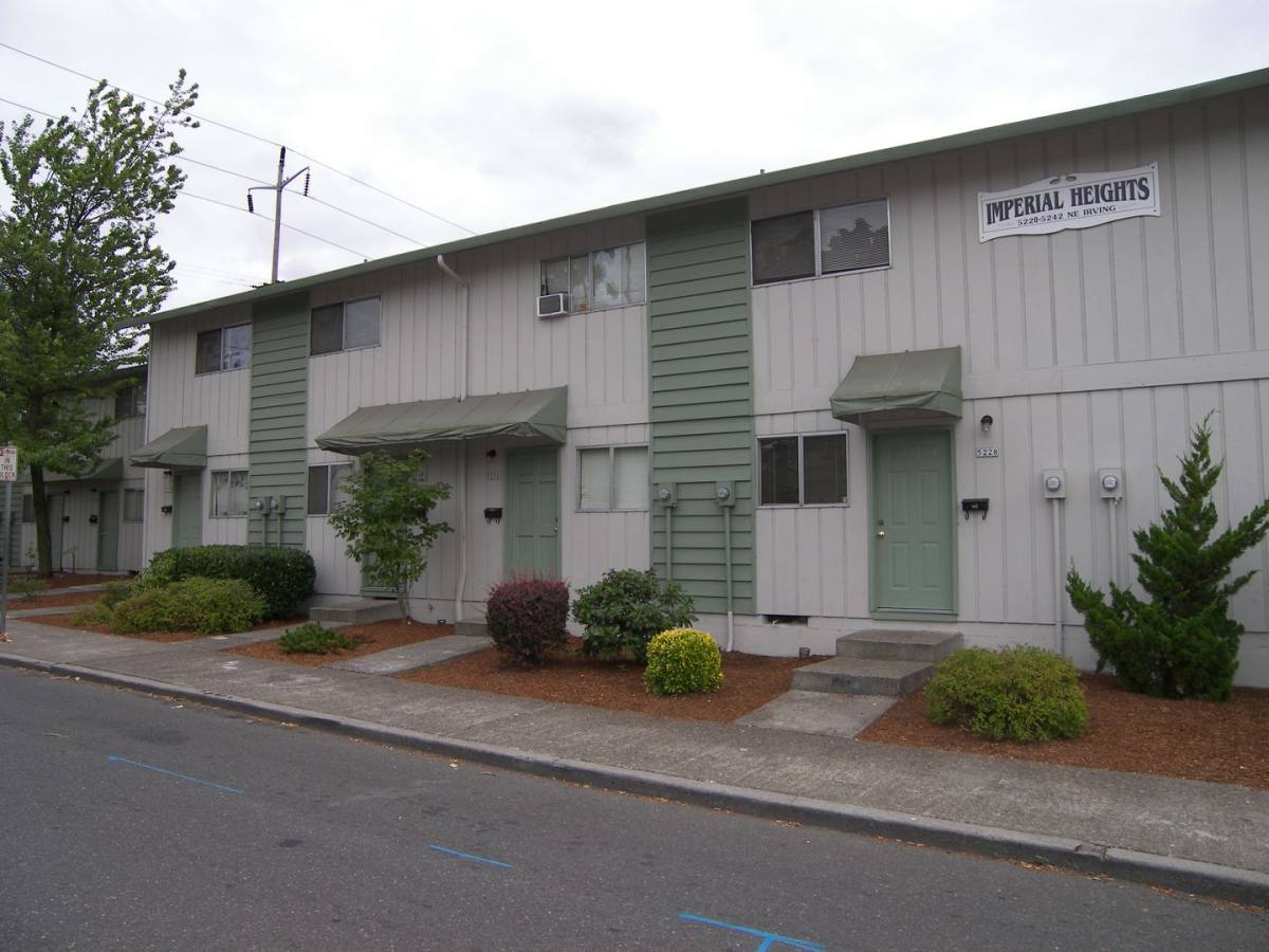 Apartment for rent at 5220-5242 NE Irving, Portland, OR 97213