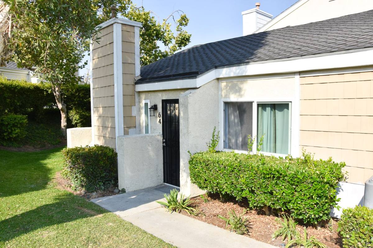 Condo for rent at 3340 E Collins, Orange, CA 92867