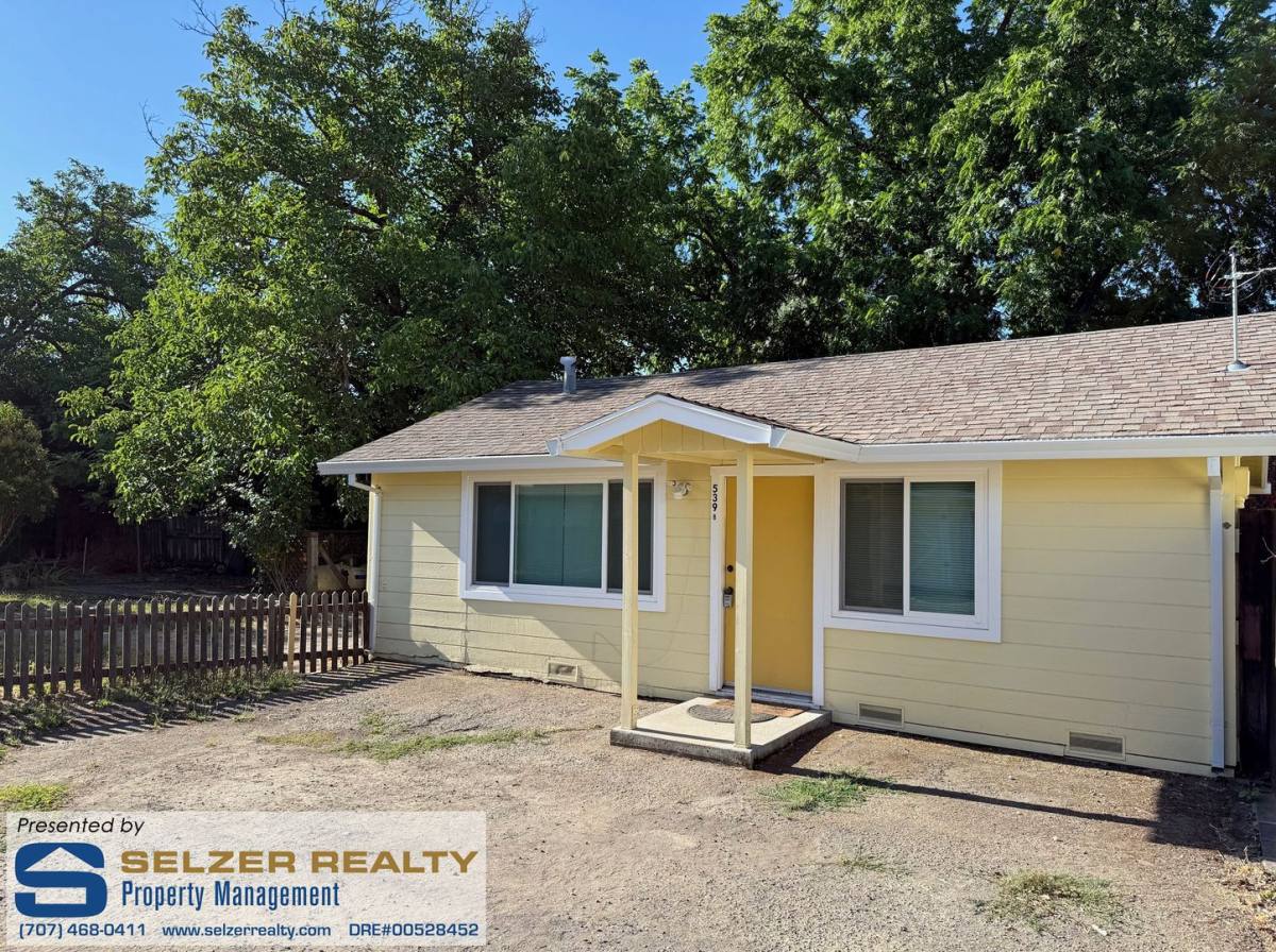 Apartment for rent at 539 N School St, Ukiah, CA 95482