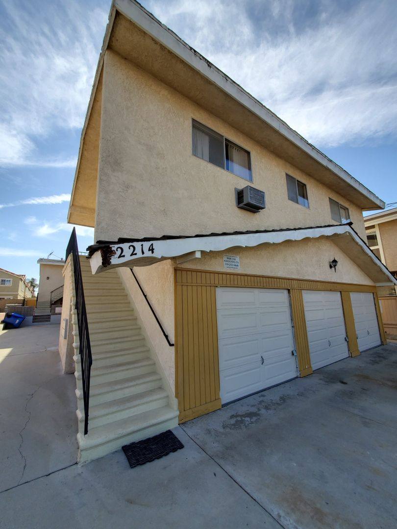 Apartment for rent at 2214 Carnegie Lane, Redondo Beach, CA 90278