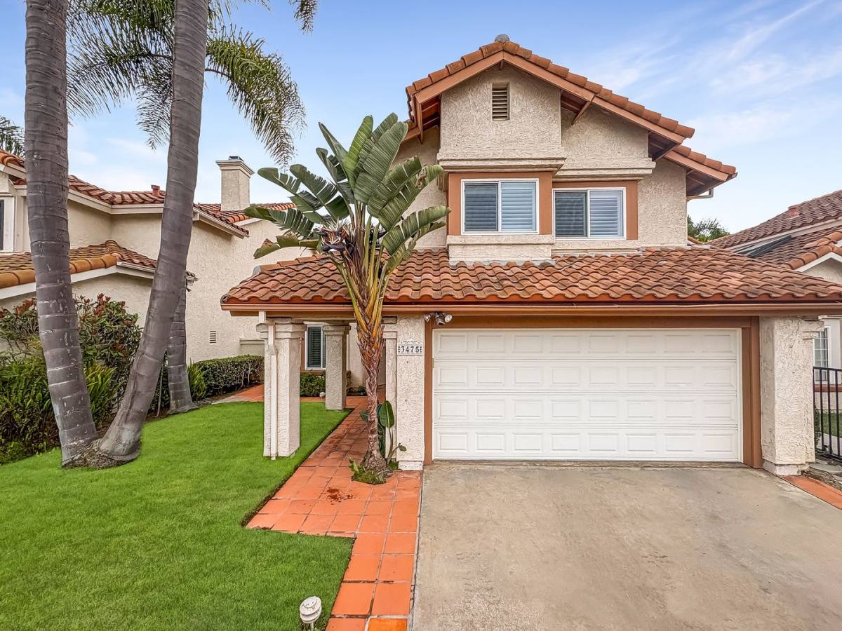House for rent at 3475 Overpark Rd, San Diego, CA 92130