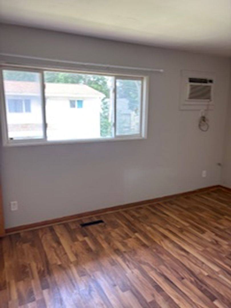 Apartment for rent at 217 Fereday Court, Waterloo, IA 50701