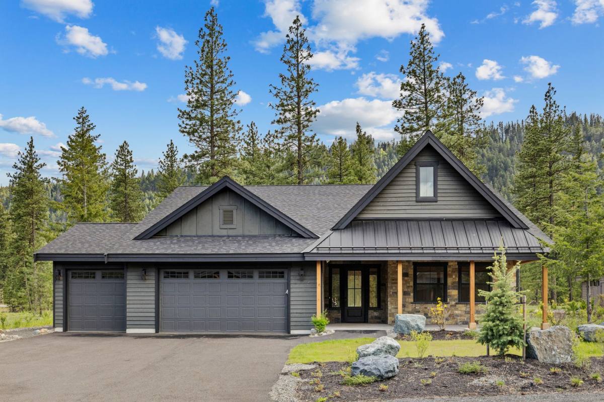 House for rent at 1161 Domerie Park Loop, Cle Elum, WA 98922