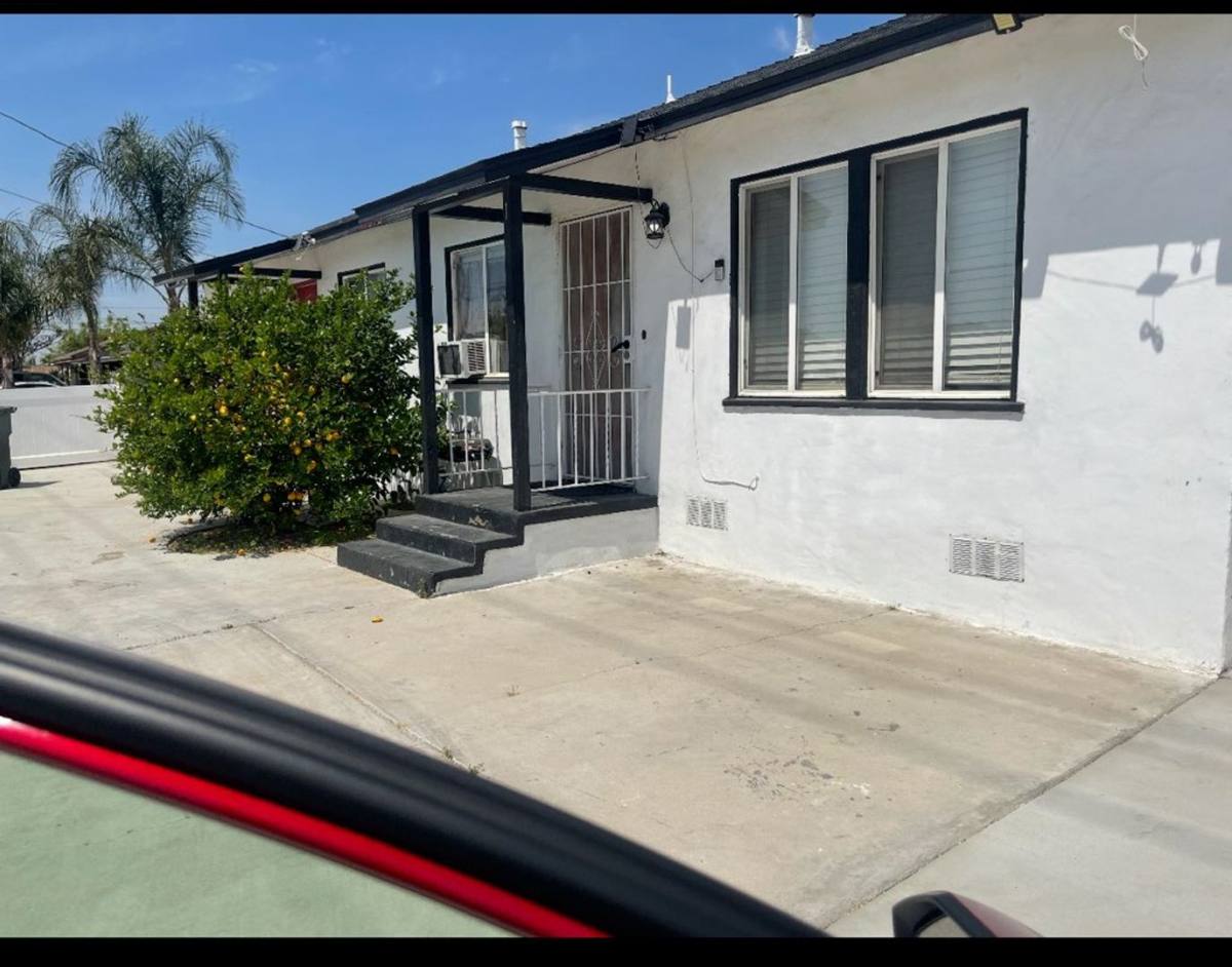 Apartment for rent at 15356 Merrill Ave, Fontana, CA 92335