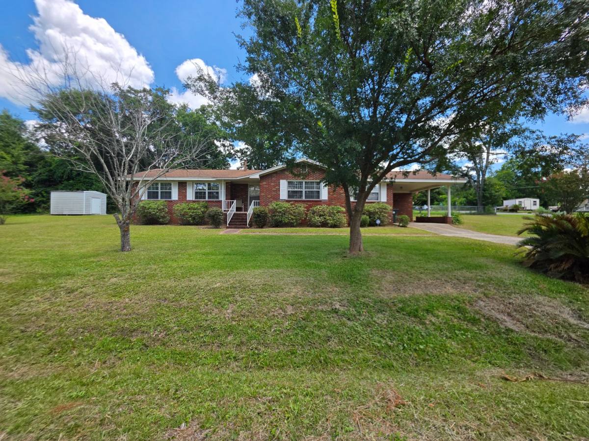 House for rent at 402 E Park Lane, Cantonment, FL 32533