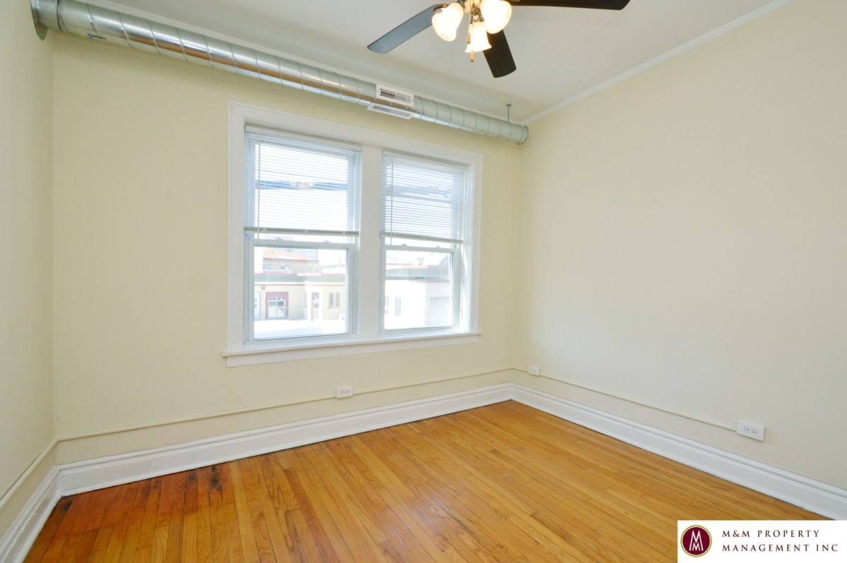 Apartment for rent at 201-207 N Harlem Building, Oak Park, IL 60302
