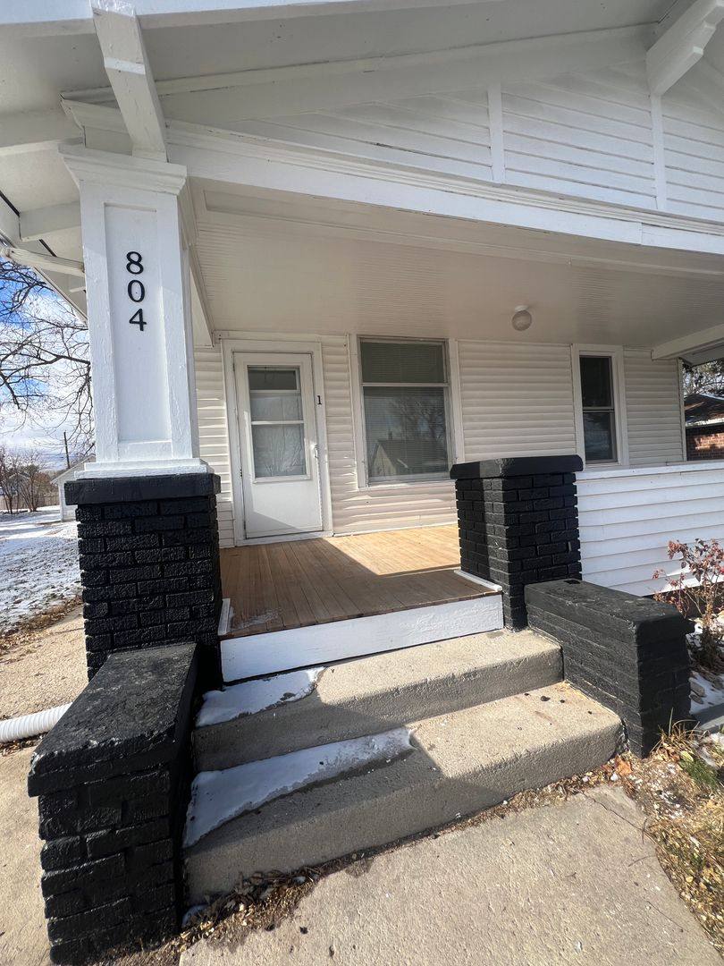 Apartment for rent at 804 S 1st St, Norfolk, NE 68701