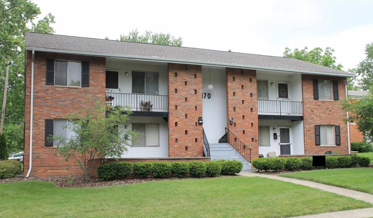Apartment for rent at 170 E Clearview Ave, Columbus, OH 43085