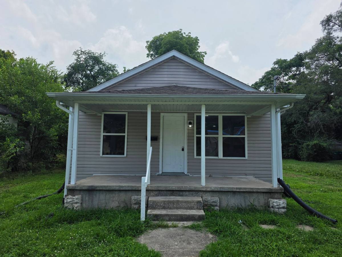 House for rent at 546 Mildred Ave, East Saint Louis, IL 62206