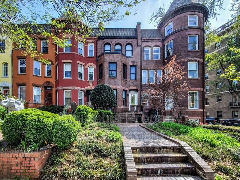 Apartment for rent at 1936 Biltmore St NW #B, Washington, DC 20009