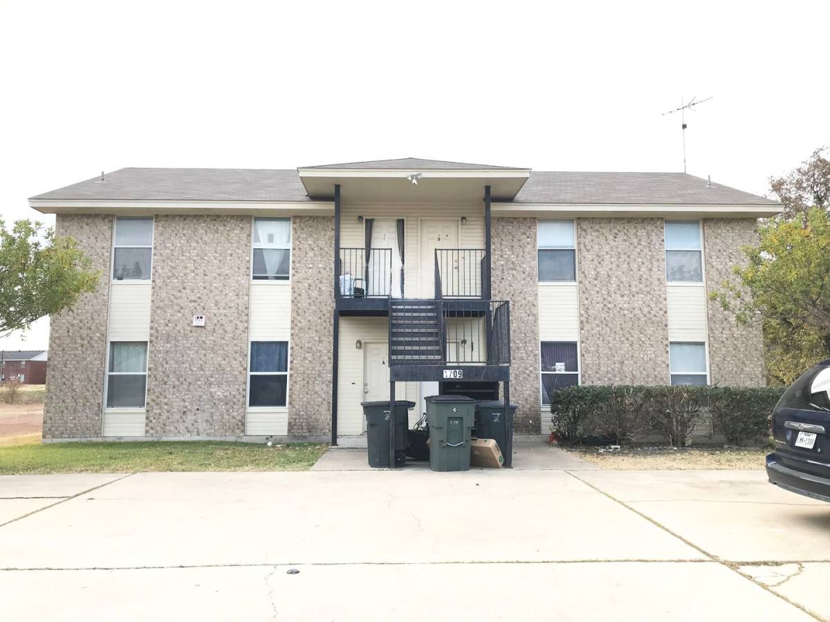 Apartment for rent at 1709 Cedarhill Dr, Killeen, TX 76543