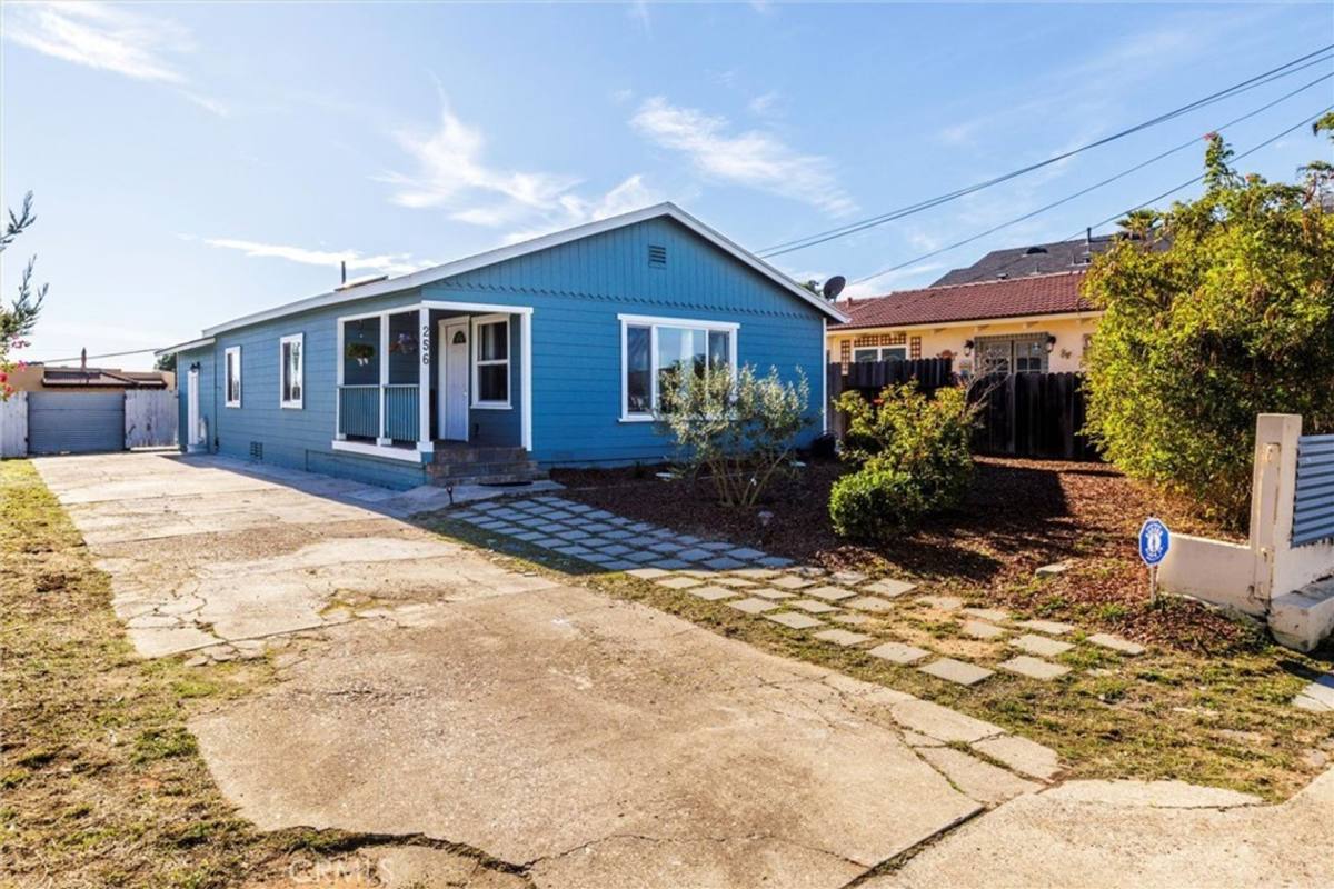 House for rent at 256 Saratoga Ave, Grover Beach, CA 93433
