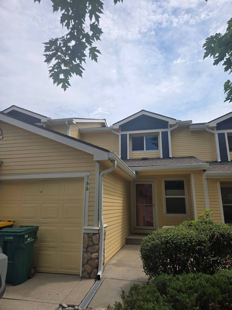 Townhouse for rent at 166 Montgomery Dr, Erie, CO 80516
