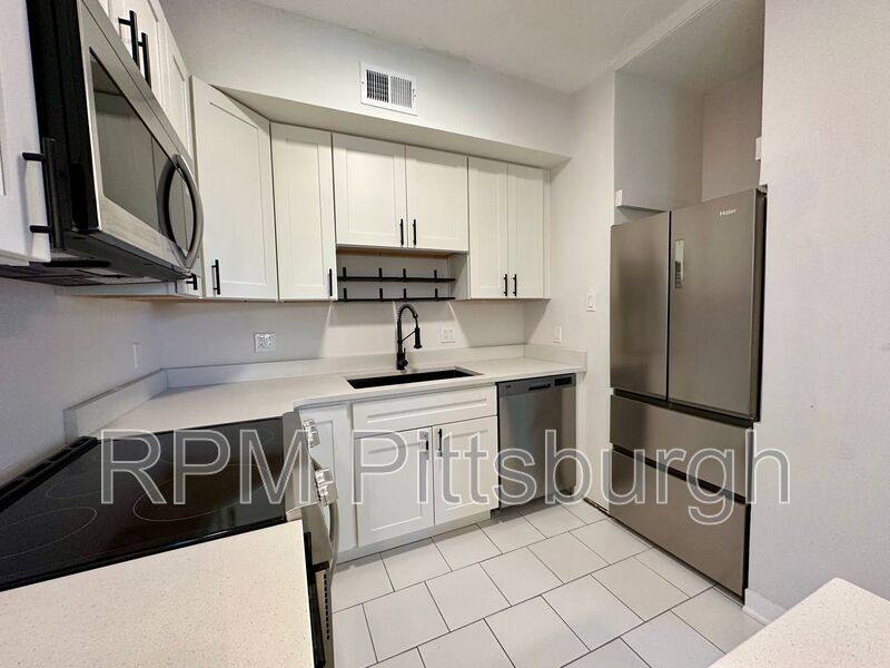 Apartment for rent at 2121 Milligan Ave #2, Pittsburgh, PA 15218