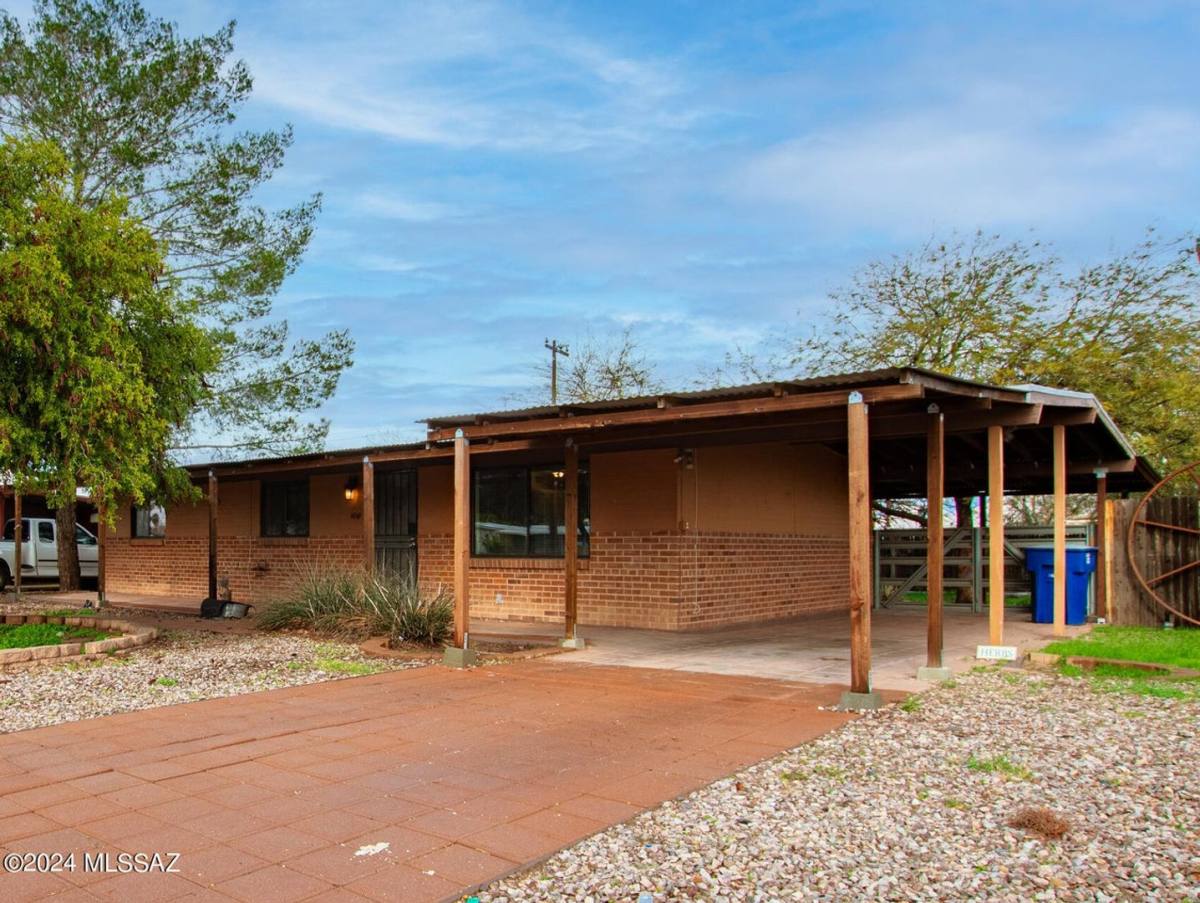 House for rent at 4749 E 24th St, Tucson, AZ 85711