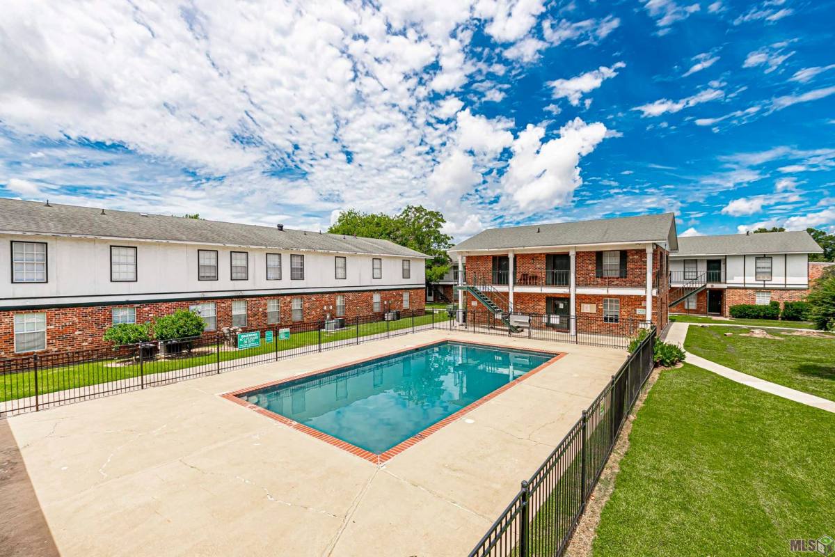 Condo for rent at 3030 Congress Blvd, Baton Rouge, LA 70809