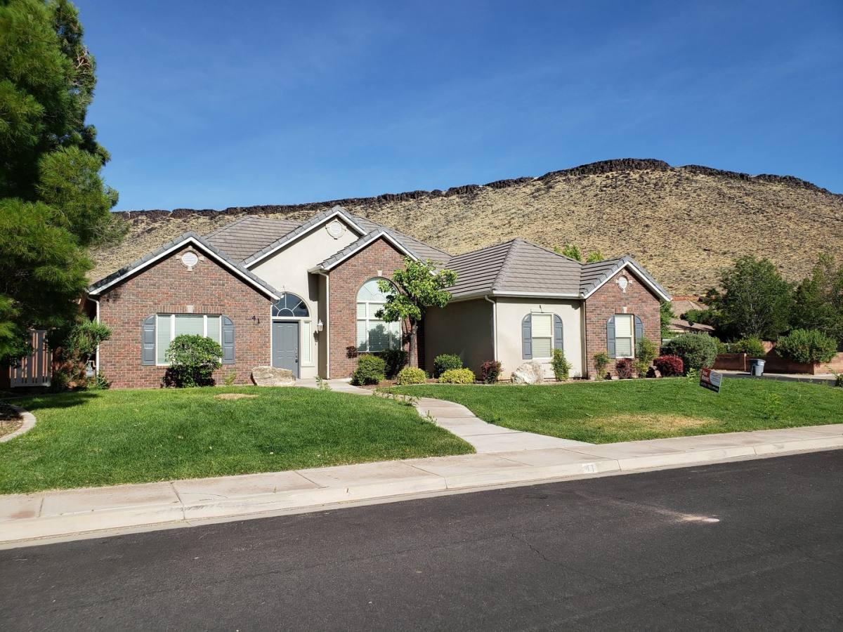 House for rent at 41 S 1210 W, Saint George, UT 84770