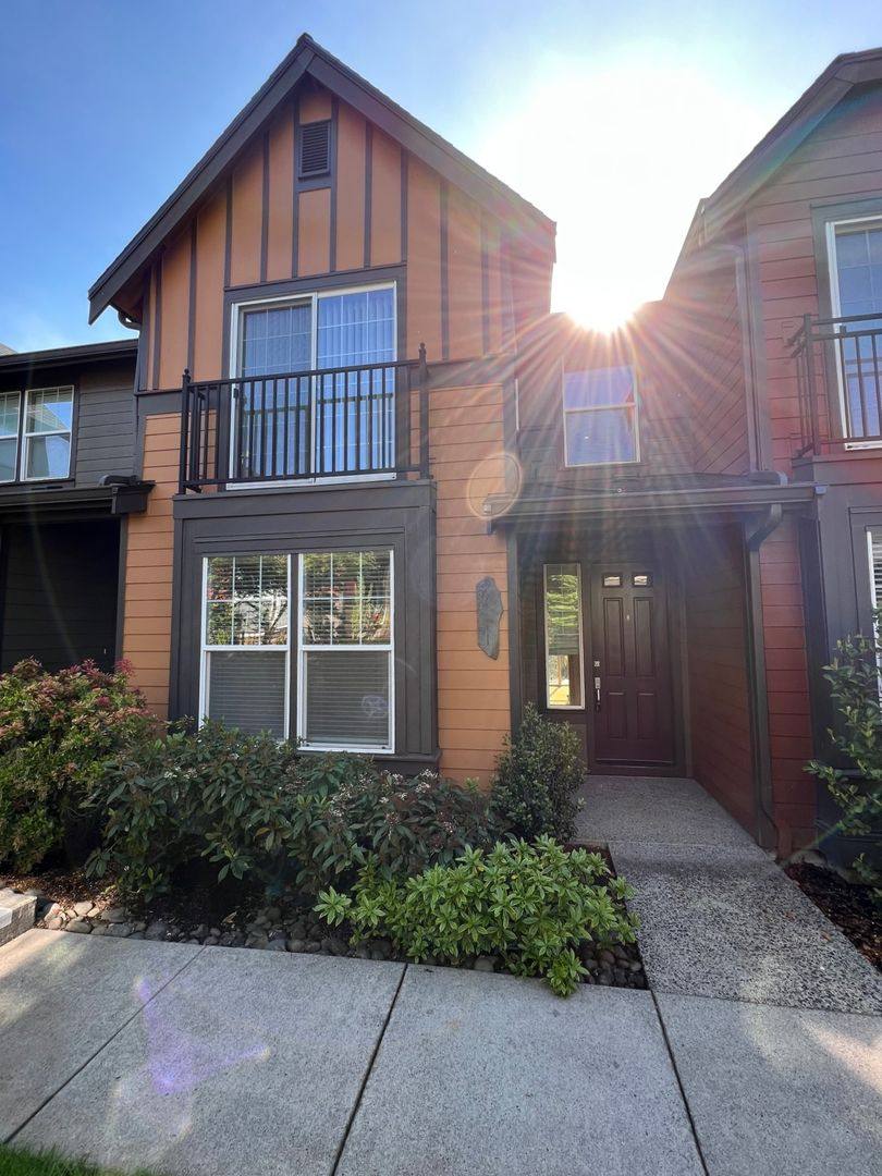 Townhouse for rent at 7111 NE Rocky Brook St, Hillsboro, OR 97124
