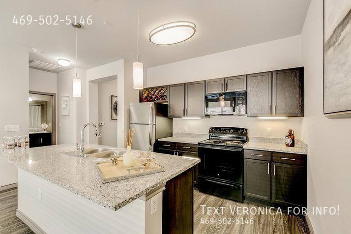 Apartment for rent at 650 S Main St, Fort Worth, TX 76104