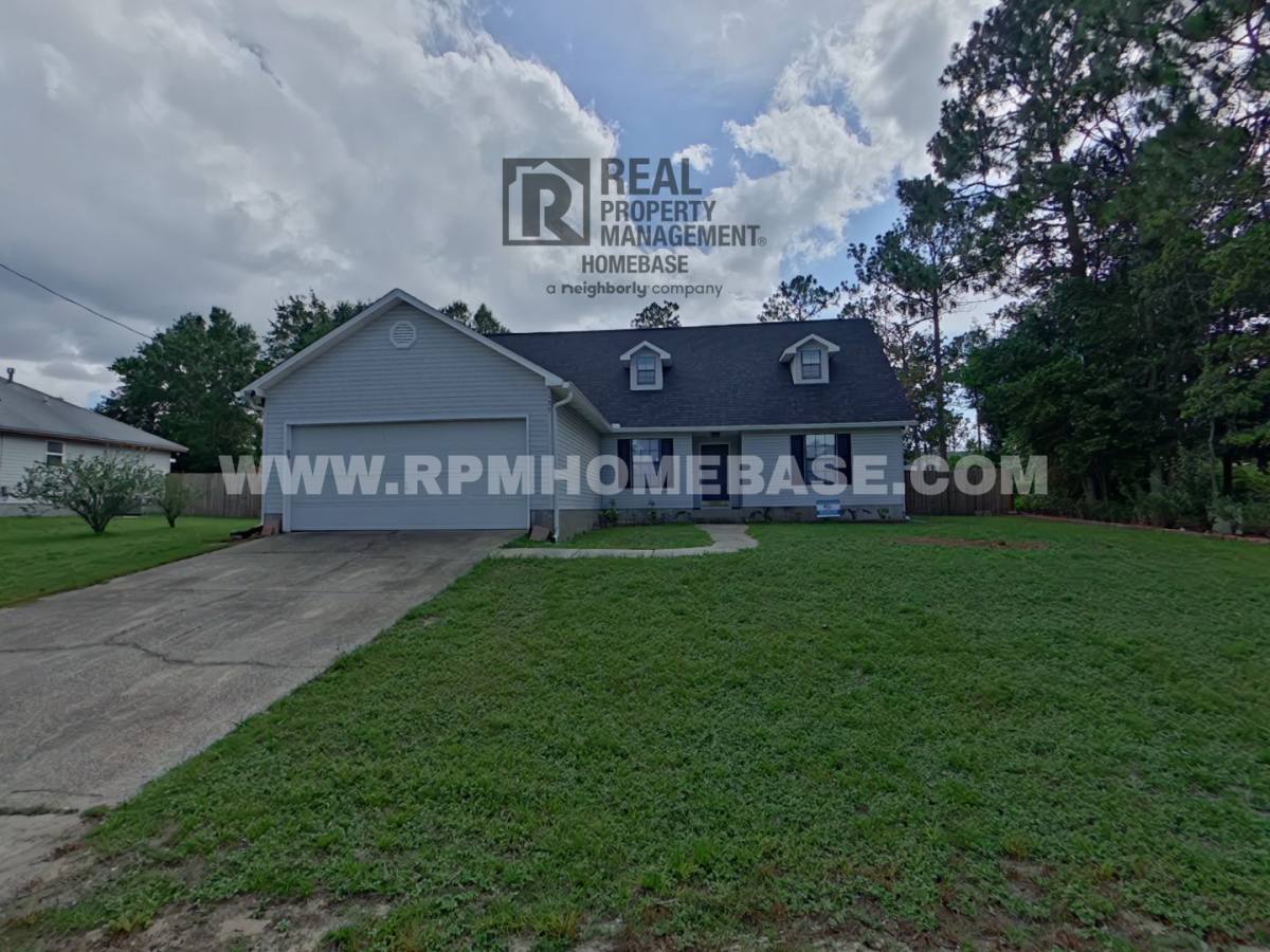 House for rent at 155 Villacrest Dr, Crestview, FL 32536