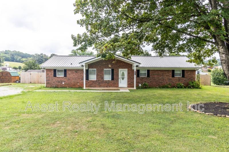 House for rent at 2821 Vicksburg Lane, Strawberry Plains, TN 37871