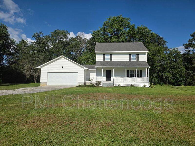 228 W Nickajack Rd, Ringgold, GA 30736