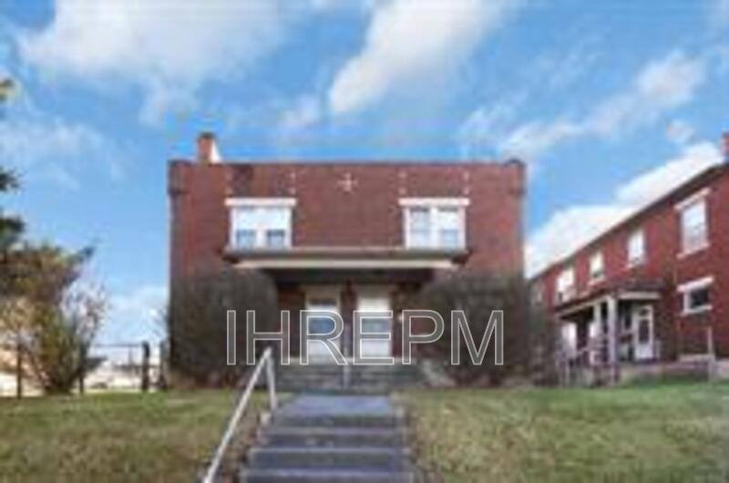 Apartment for rent at 1259 E Livingston Ave, Columbus, OH 43205