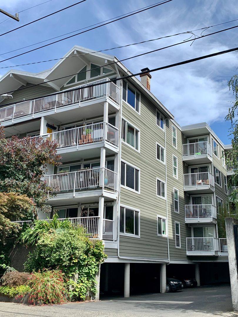 House for rent at 308 Summit Ave E, Seattle, WA 98102