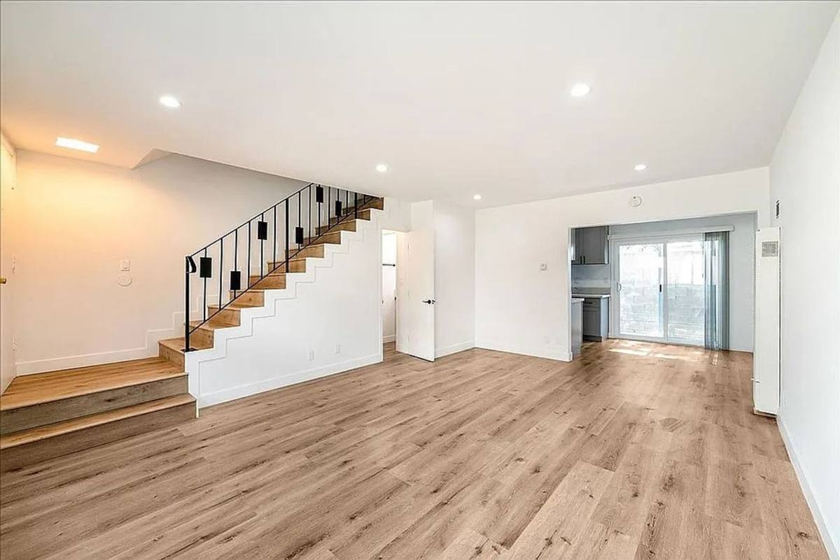Townhouse for rent at 14640 Halldale Ave, Gardena, CA 90247