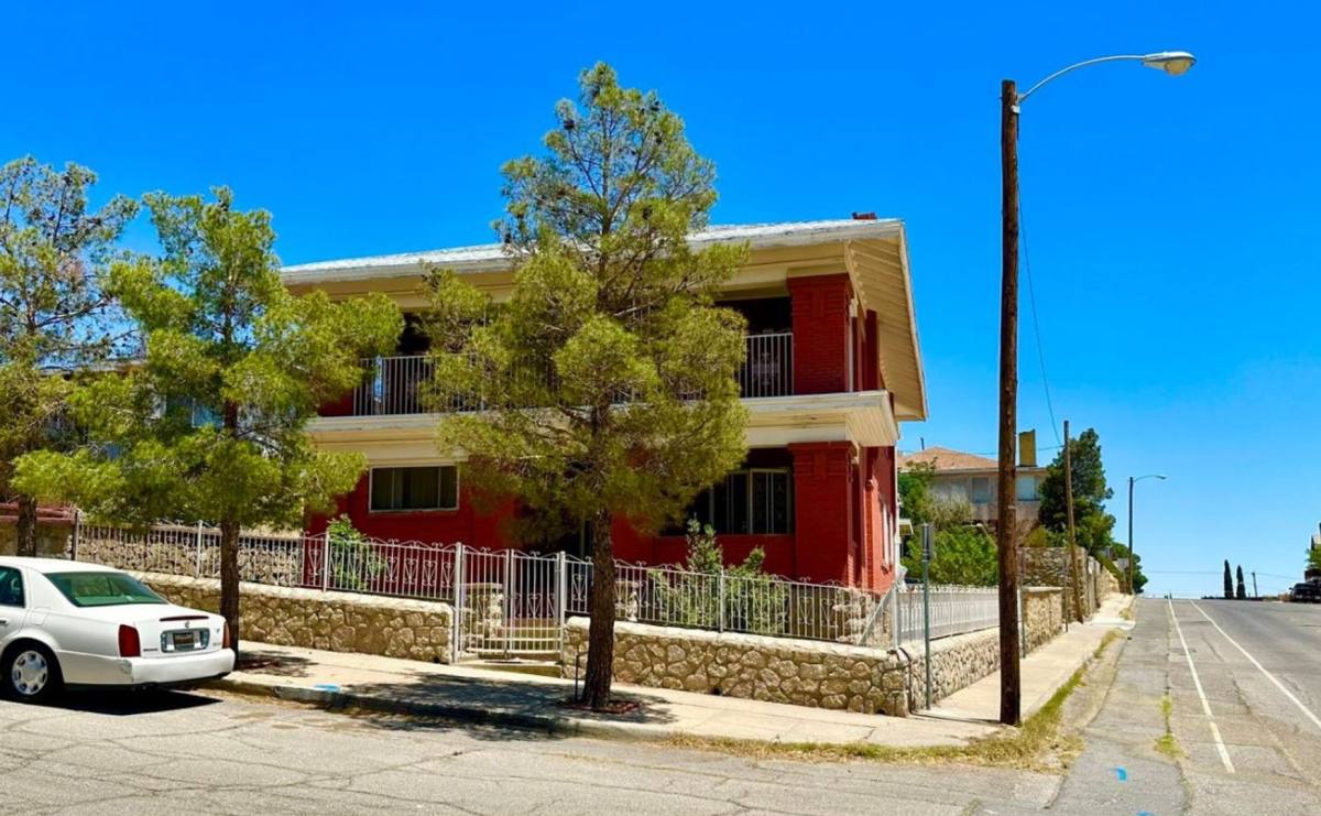 Apartment for rent at 500 Fewel, El Paso, TX 79902