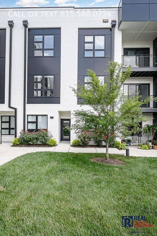 Townhouse for rent at 542 Southgate Ave #206, Nashville, TN 37203