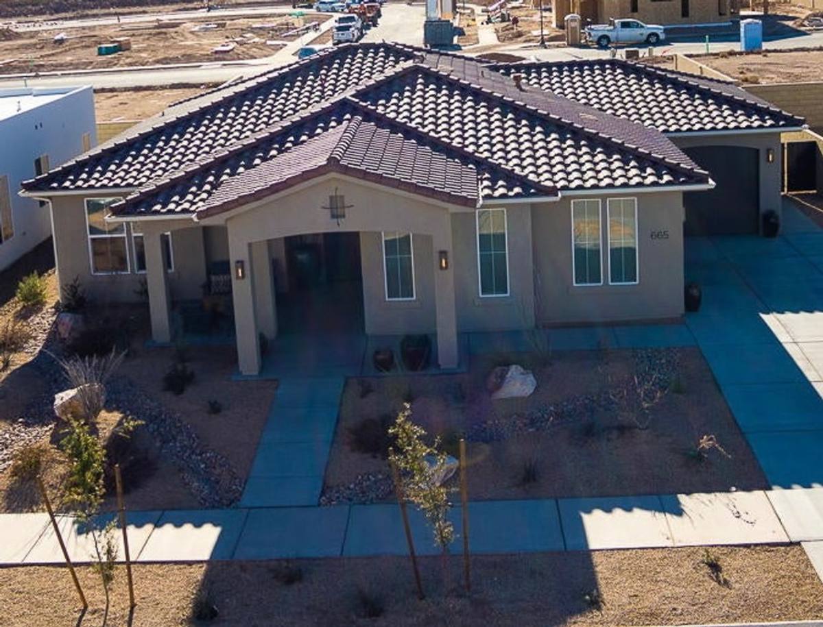 House for rent at 665 W Fire Sky Dr, Saint George, UT 84790