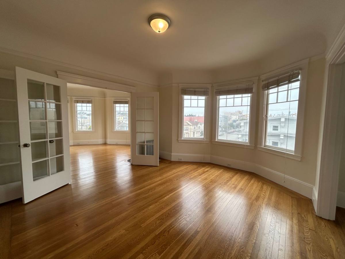 Apartment for rent at 2045 Cabrillo St, San Francisco, CA 94121