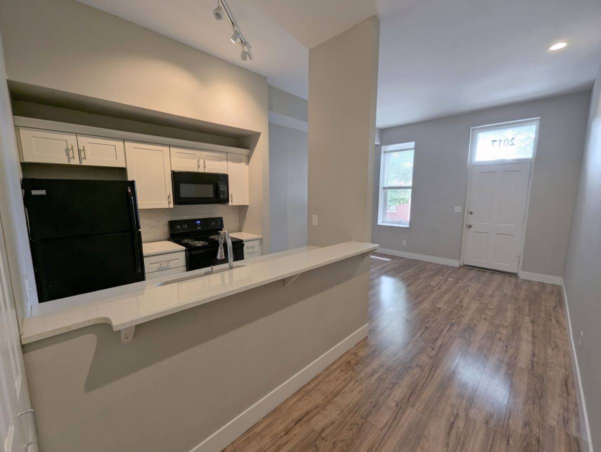 Apartment for rent at 2017-2019 S 8th St, Saint Louis, MO 63104