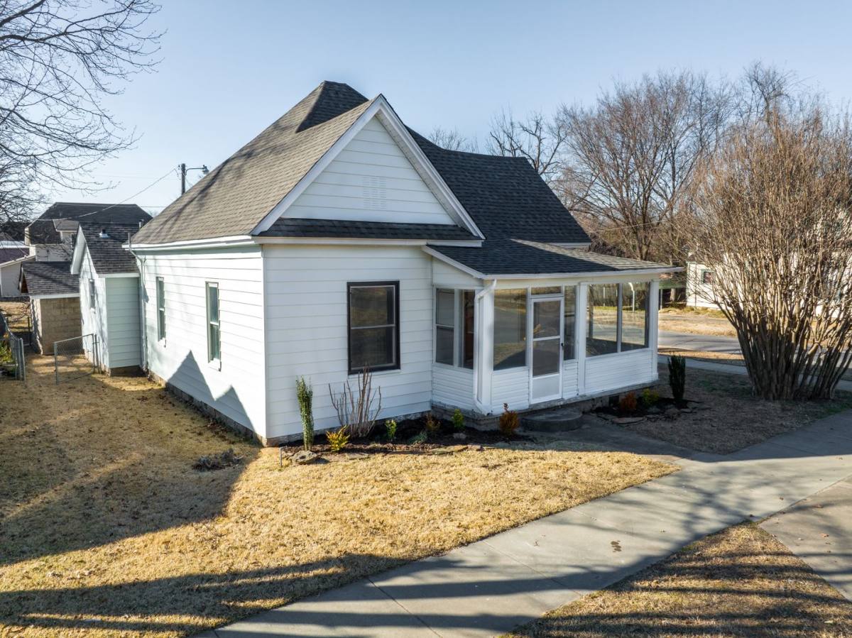 Apartment for rent at 800 S 19th St, Fort Smith, AR 72901
