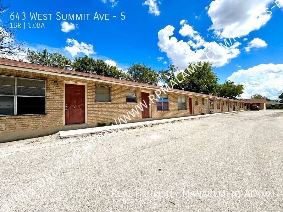 Apartment for rent at 643 W Summit Ave #5, San Antonio, TX 78212