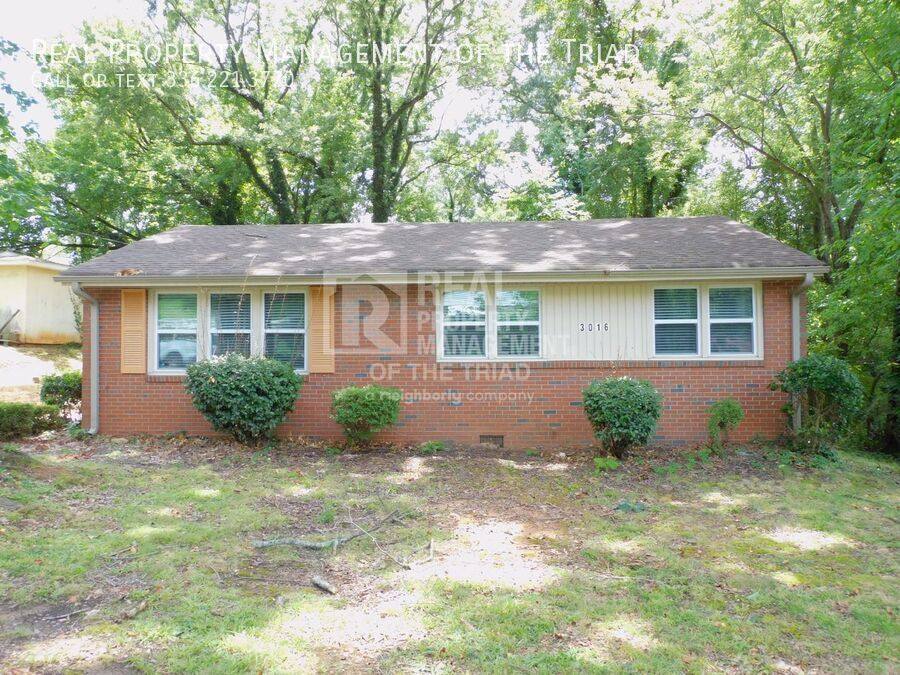 House for rent at 3016 Myra St, Winston Salem, NC 27105