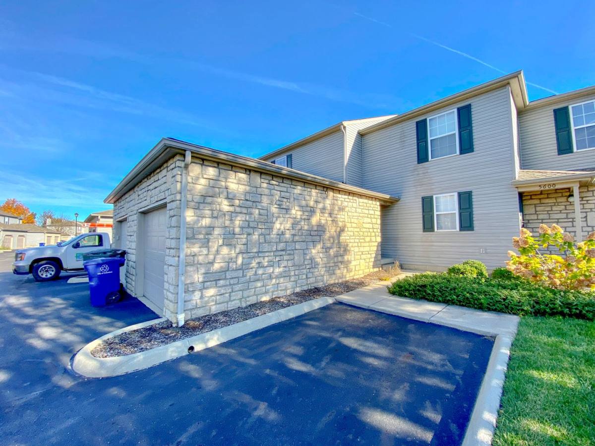 Townhouse for rent at 5602 Wigmore Dr, Columbus, OH 43235
