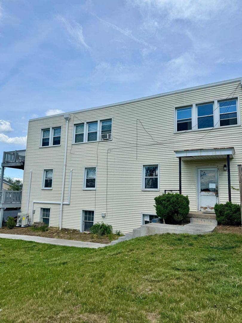 Apartment for rent at 915-3 N Main St, Harrisonburg, VA 22802