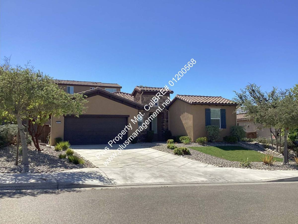 House for rent at 932 Calle De La Rosa, Santa Maria, CA 93455