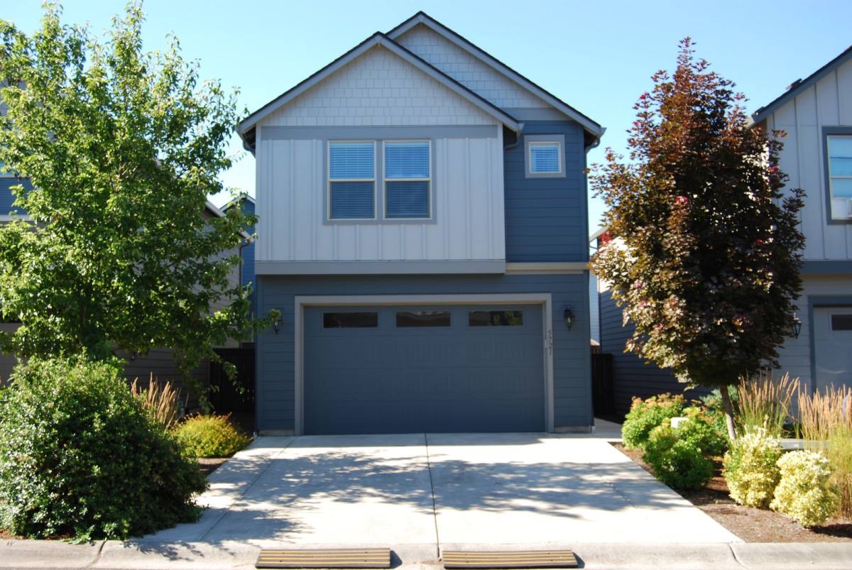 House for rent at 5721 NE 59th Circle, Vancouver, WA 98661