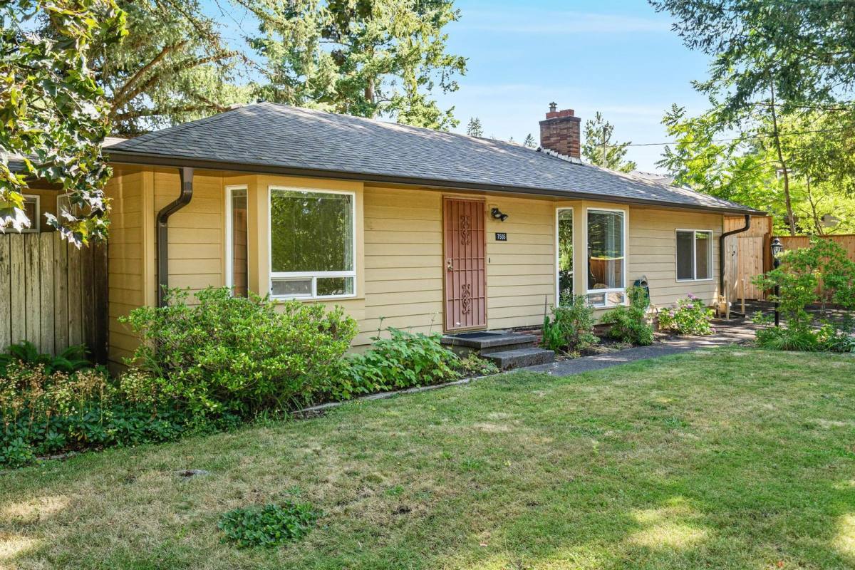 House for rent at 7505 SW Alden St, Portland, OR 97223