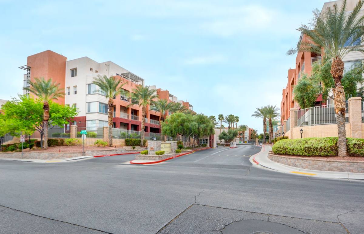 Condo for rent at 55 E Agate Ave, Las Vegas, NV 89123