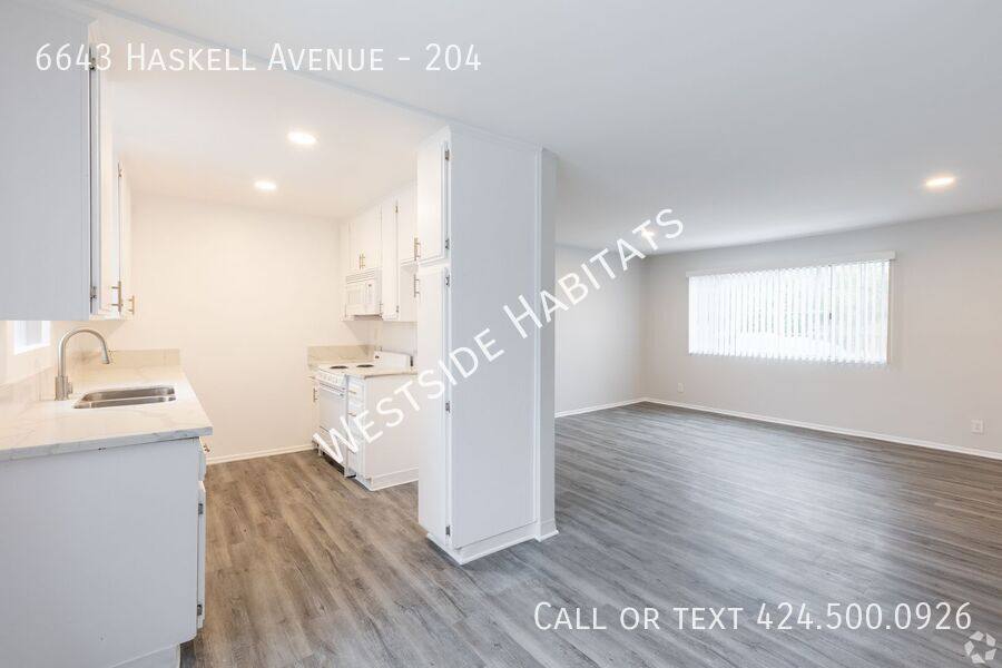 Apartment for rent at 6643 Haskell Ave #204, Van Nuys, CA 91406
