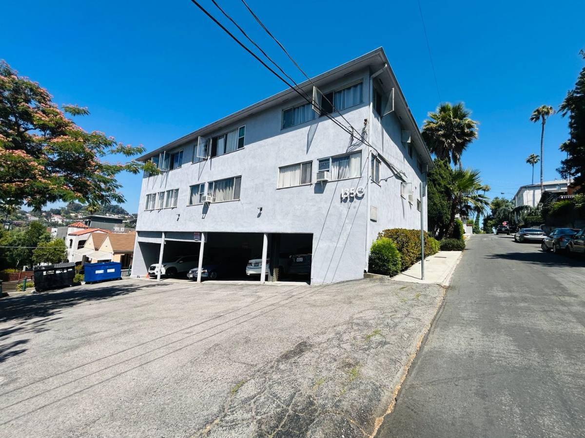Apartment for rent at 1350 Edgecliffe Dr, Los Angeles, CA 90026