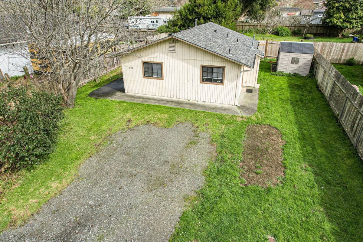 House for rent at 1006 Hiller Rd, McKinleyville, CA 95519