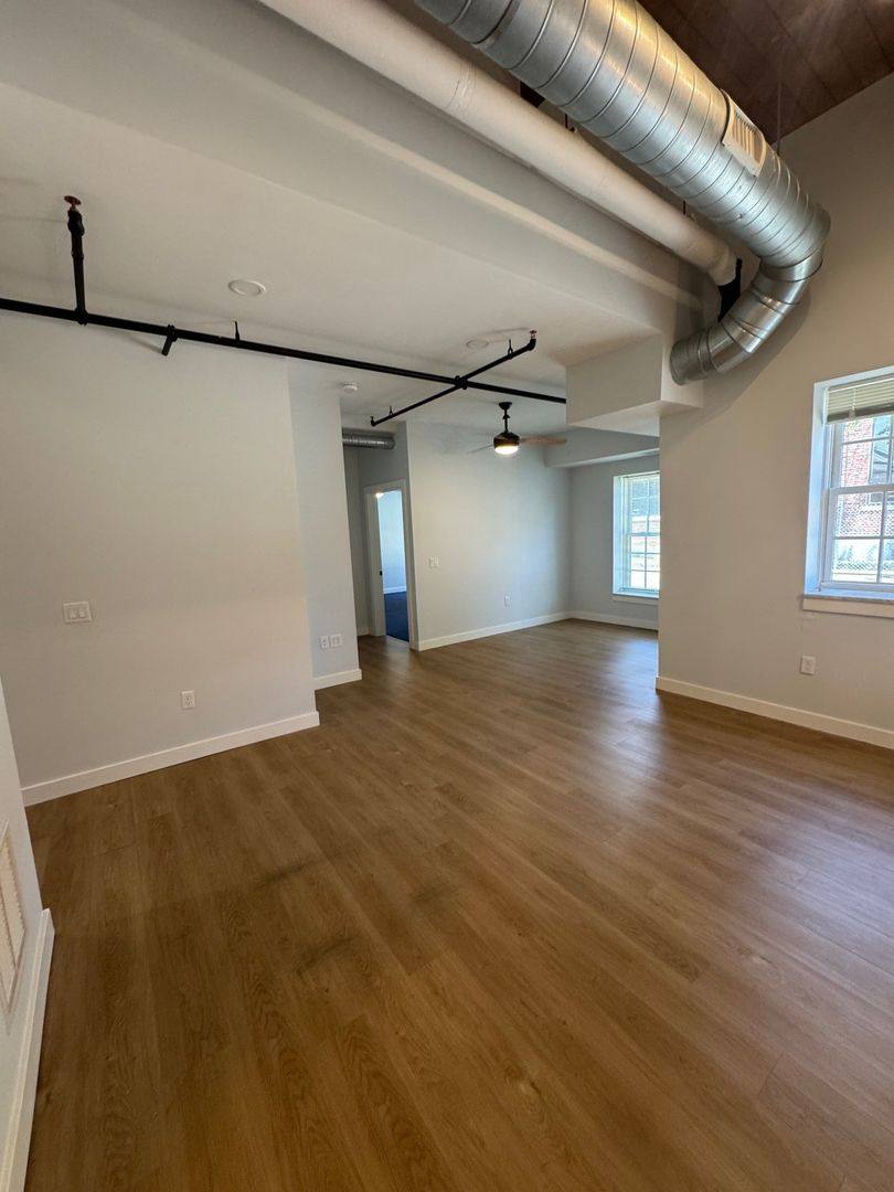 Apartment for rent at 319 Main St #102, Hyannis, MA 02601